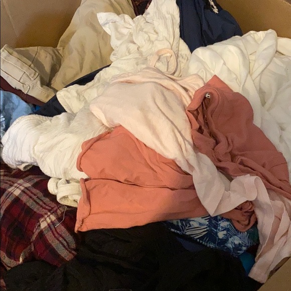 ONE REQUEST 🥳 15 ITEM MYSTERY BOX ! - Picture 2 of 2